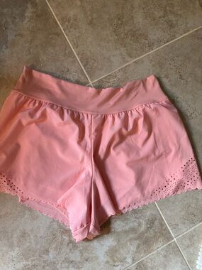 Simply Southern XL Light Melon Scallop Hem Shorts